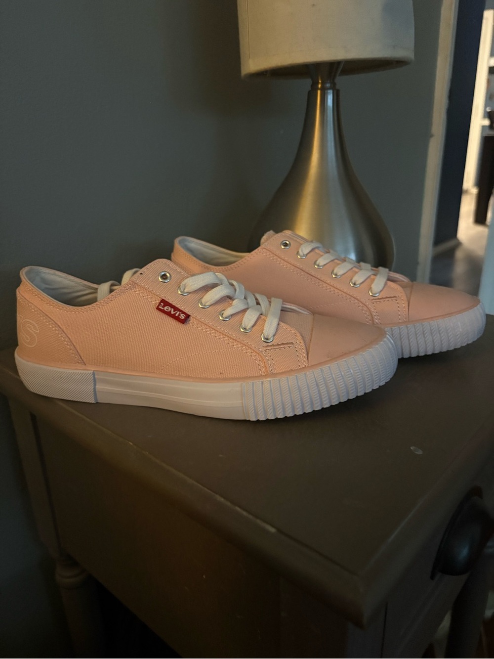Levi's Women's Blush Pink Low-Top Canvas Sneakers